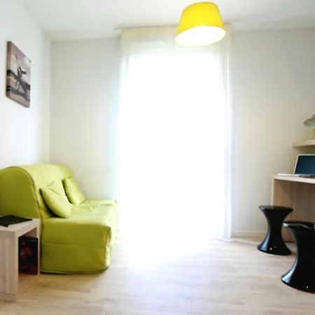 Aparthotel Suiteasy Lucien Jonas