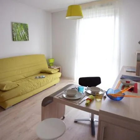 Aparthotel Suiteasy Lucien Jonas Aulnoy-lez-Valenciennes