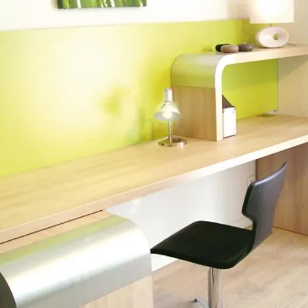 Aparthotel Suiteasy Lucien Jonas Aulnoy-lez-Valenciennes